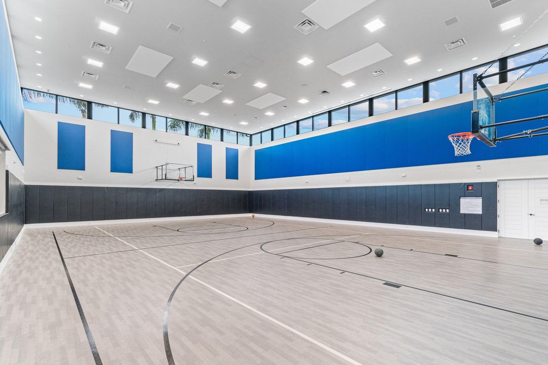 待售: $2,599,000 (5 贝兹, 5 浴室, 5330 平方英尺)