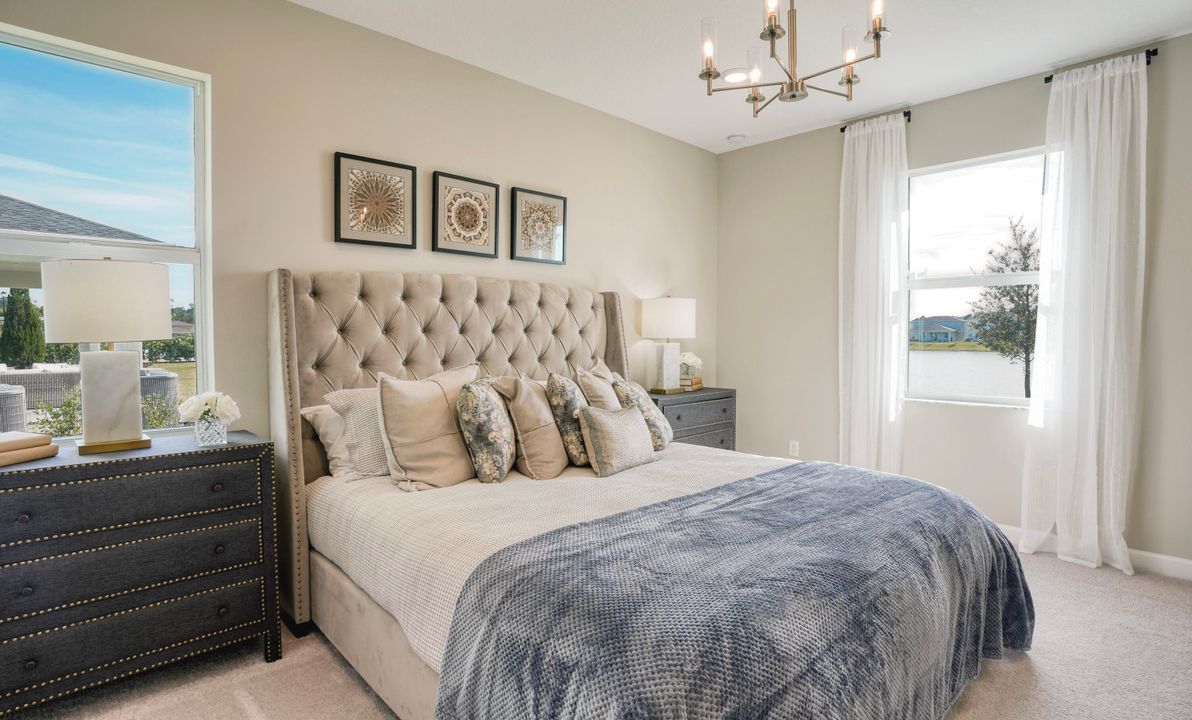 For Sale: $415,000 (4 beds, 2 baths, 1939 Square Feet)