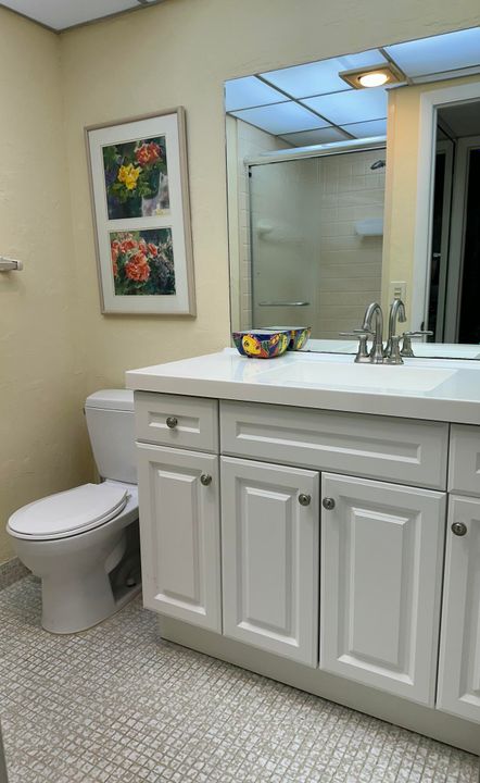 For Sale: $89,500 (2 beds, 2 baths, 907 Square Feet)