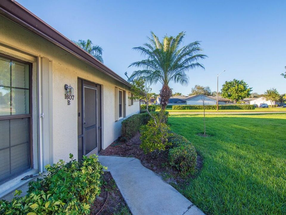 出租: $2,150 (3 贝兹, 2 浴室, 1411 平方英尺)