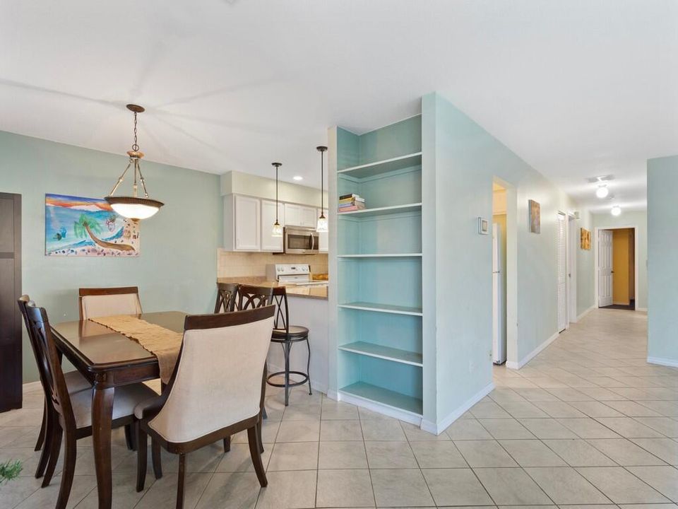 出租: $2,150 (3 贝兹, 2 浴室, 1411 平方英尺)