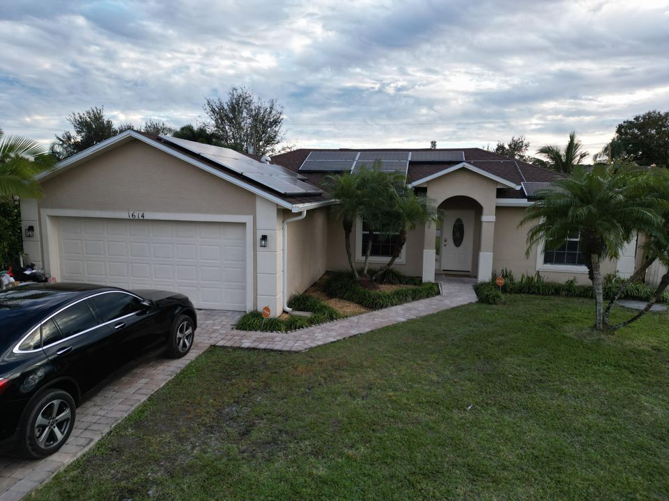 出租: $3,300 (3 贝兹, 2 浴室, 1391 平方英尺)