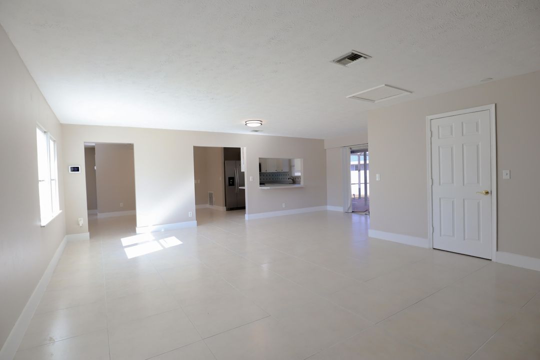 В аренду: $3,200 (3 спален, 2 ванн, 1562 Квадратных фут)