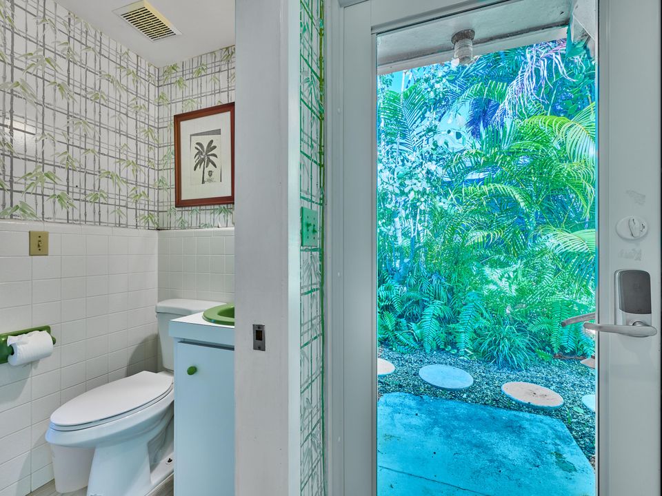 出租: $7,200 (3 贝兹, 3 浴室, 1923 平方英尺)