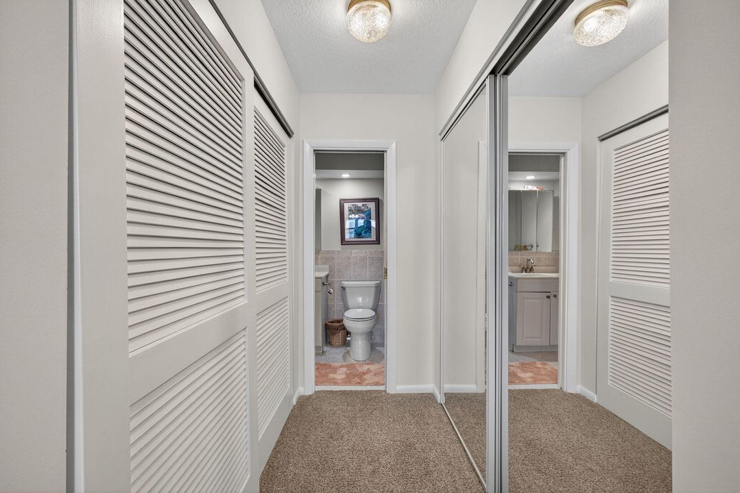 待售: $299,000 (2 贝兹, 2 浴室, 944 平方英尺)