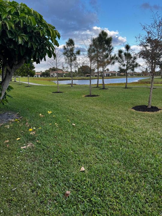 For Sale: $169,000 (2 beds, 2 baths, 1205 Square Feet)