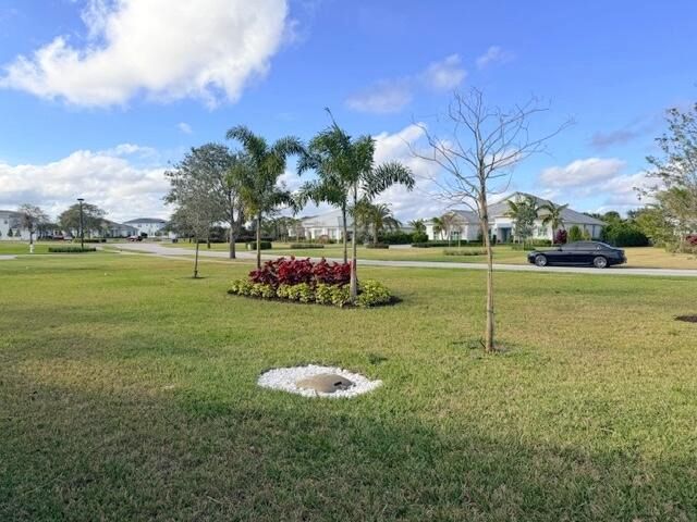 En Venta: $2,985,000 (4 camas, 3 baños, 3461 Pies cuadrados)