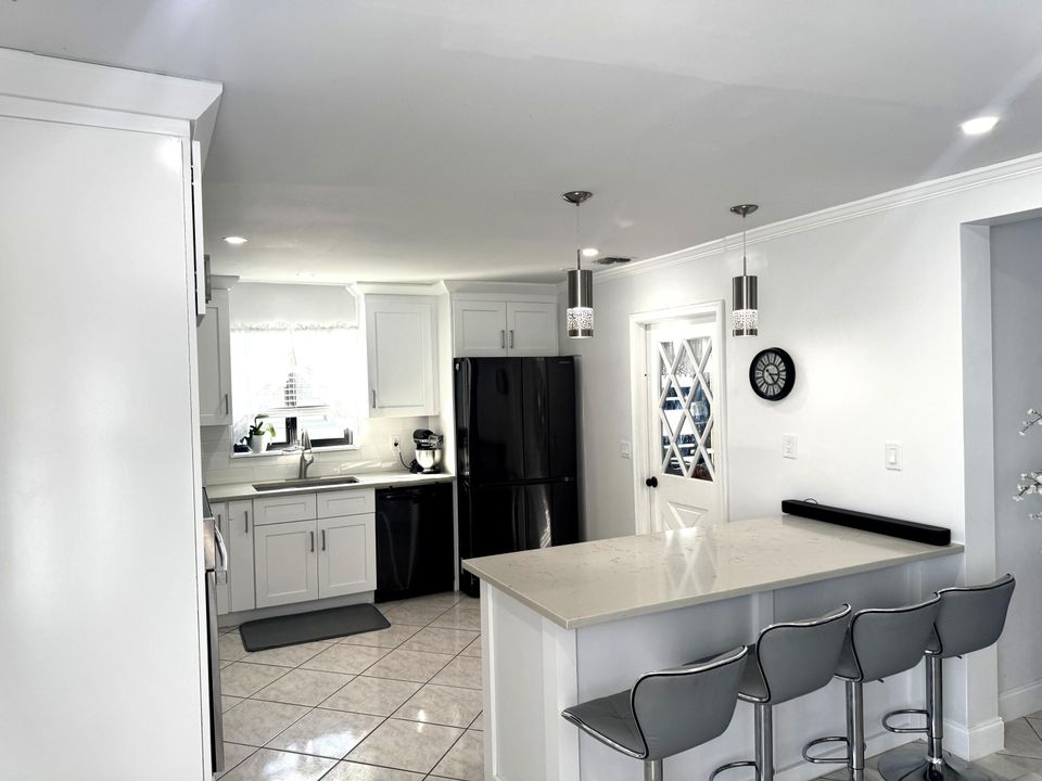 For Sale: $612,000 (3 beds, 2 baths, 1427 Square Feet)