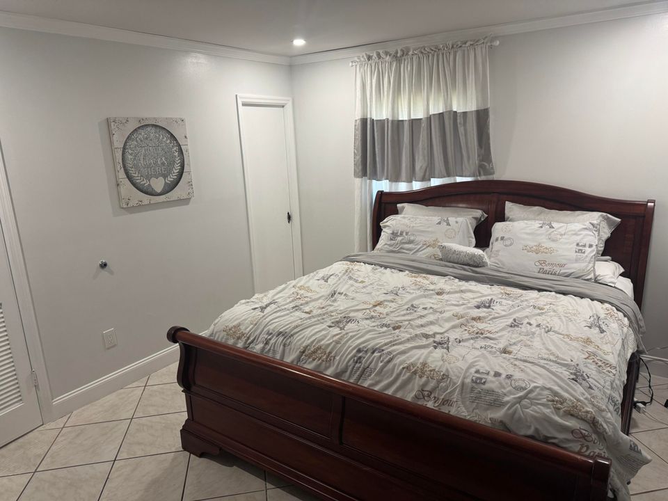 For Sale: $612,000 (3 beds, 2 baths, 1427 Square Feet)