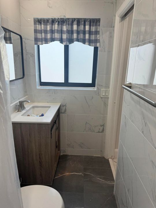 For Sale: $612,000 (3 beds, 2 baths, 1427 Square Feet)