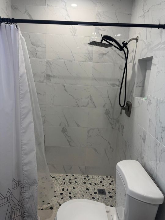 For Sale: $612,000 (3 beds, 2 baths, 1427 Square Feet)