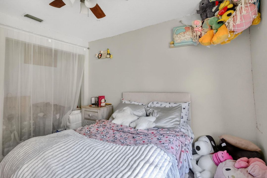 На продажу: $465,000 (3 спален, 2 ванн, 1935 Квадратных фут)