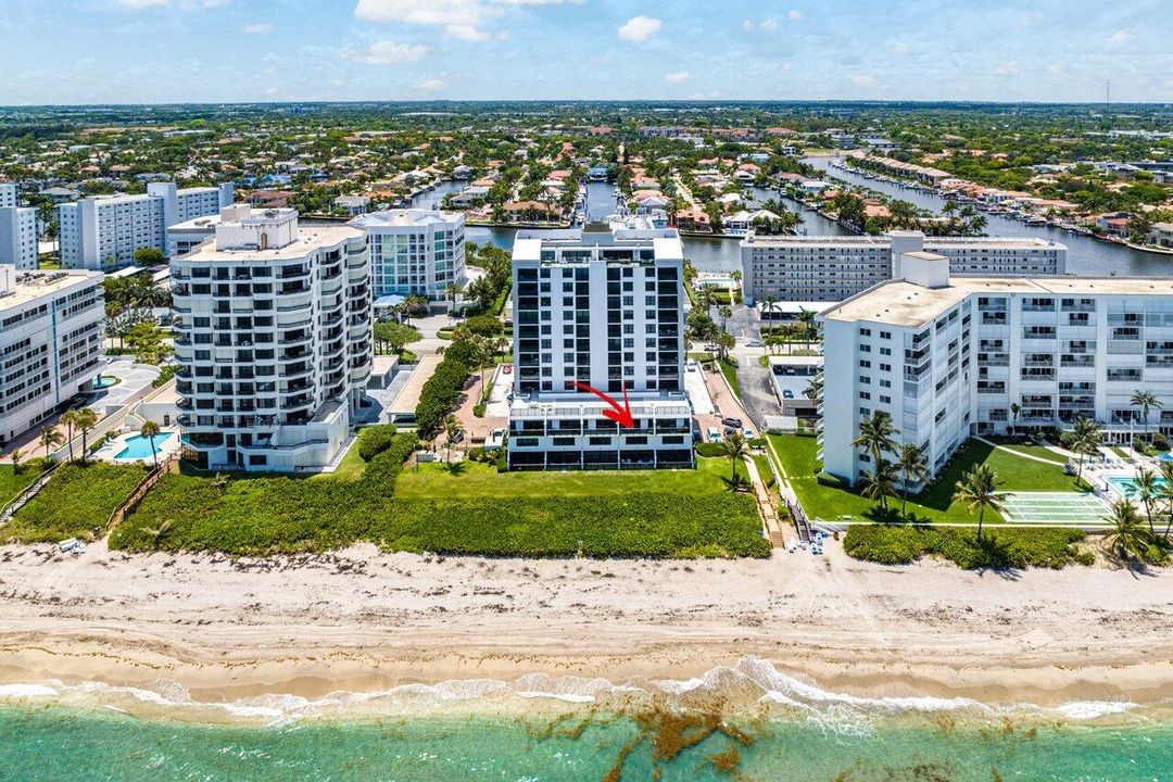 For Sale: $3,995,000 (3 beds, 2 baths, 1824 Square Feet)
