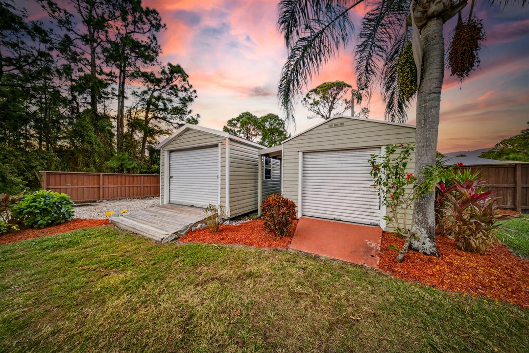 For Sale: $424,900 (3 beds, 2 baths, 1611 Square Feet)