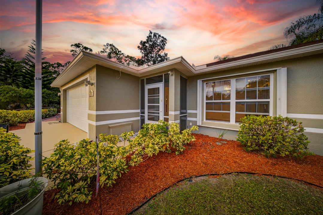 For Sale: $424,900 (3 beds, 2 baths, 1611 Square Feet)