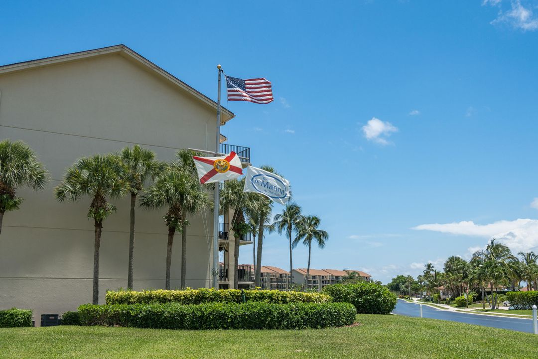 待售: $499,000 (2 贝兹, 2 浴室, 1385 平方英尺)