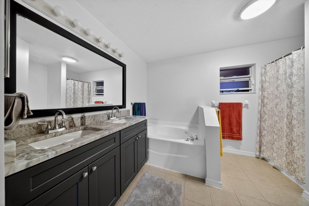 For Sale: $424,900 (3 beds, 2 baths, 1611 Square Feet)