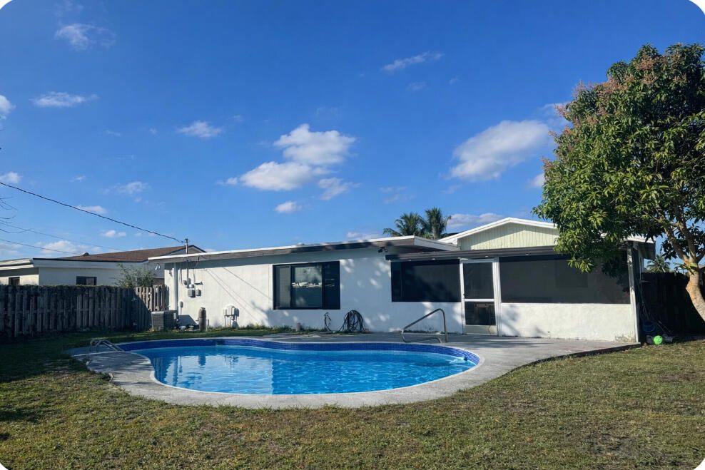 For Sale: $612,000 (3 beds, 2 baths, 1427 Square Feet)