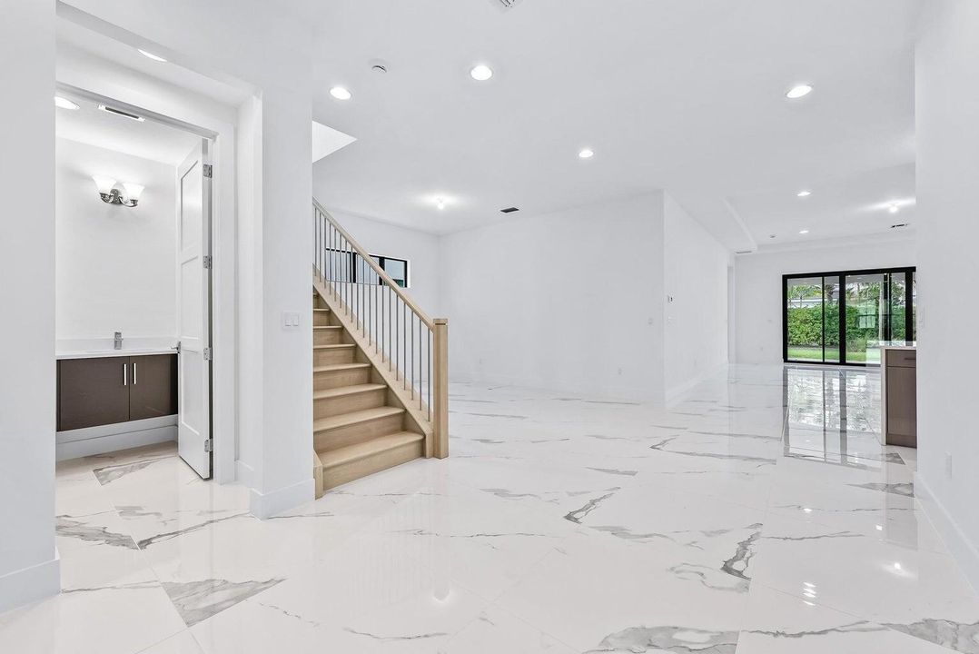 For Sale: $1,799,900 (3 beds, 3 baths, 3162 Square Feet)