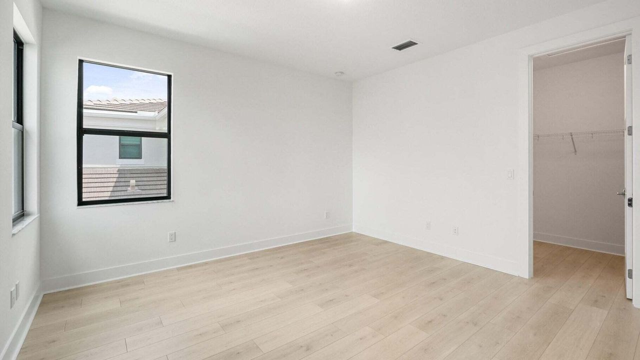 For Sale: $1,799,900 (3 beds, 3 baths, 3162 Square Feet)