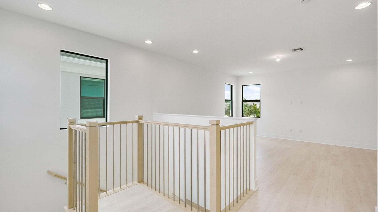 For Sale: $1,799,900 (3 beds, 3 baths, 3162 Square Feet)