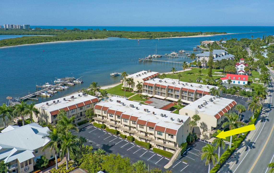 出租: $2,200 (2 贝兹, 2 浴室, 1014 平方英尺)