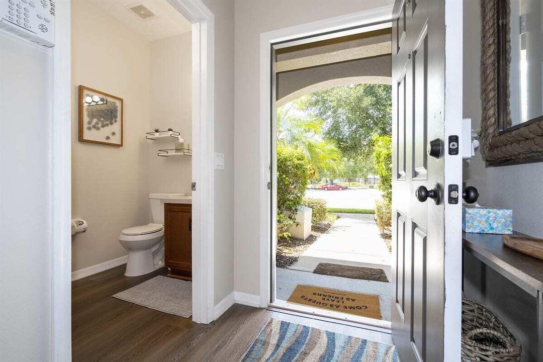 For Rent: $2,400 (4 beds, 3 baths, 1340 Square Feet)