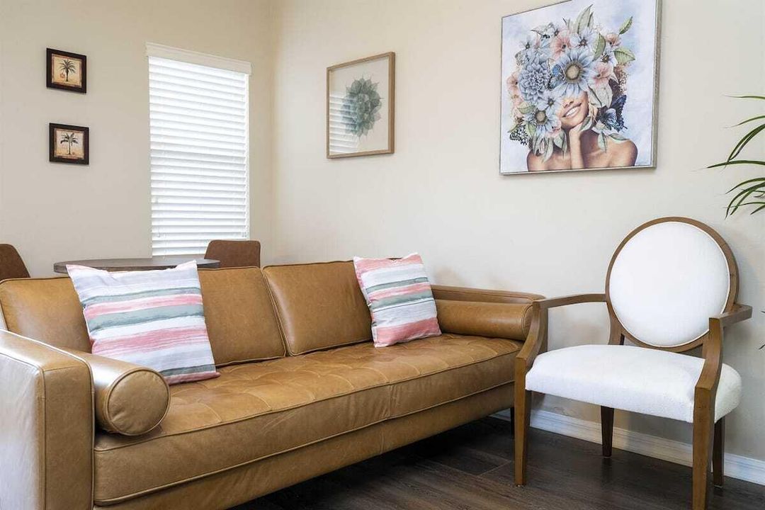 For Rent: $2,400 (4 beds, 3 baths, 1340 Square Feet)