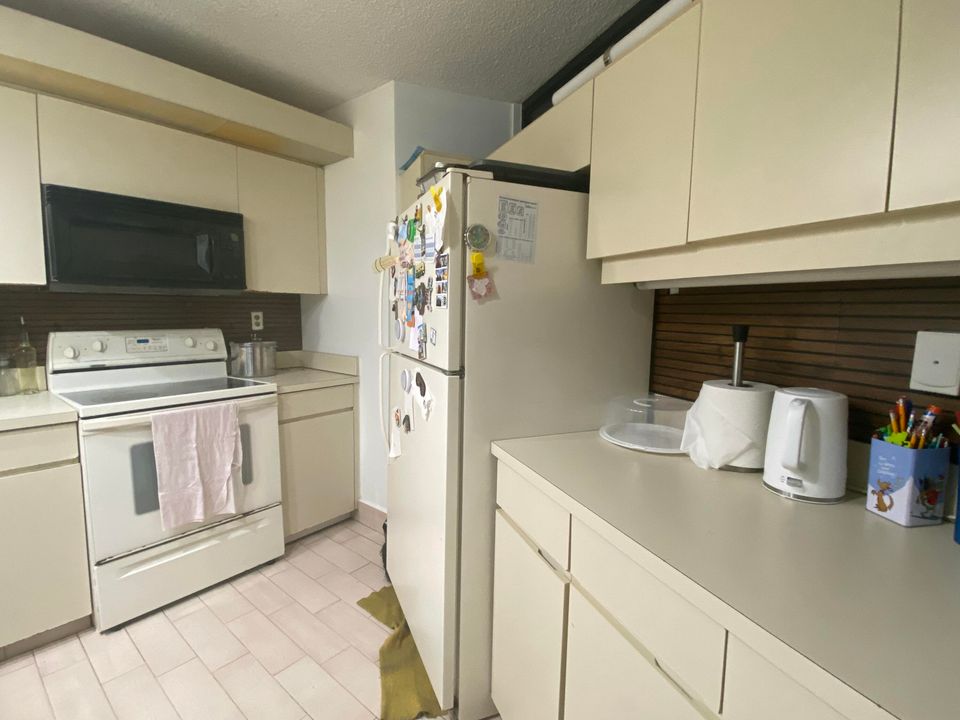 В аренду: $2,200 (2 спален, 2 ванн, 1218 Квадратных фут)