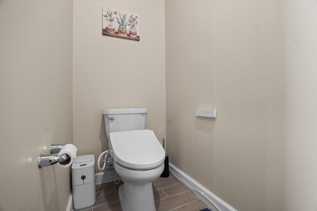 На продажу: $796,000 (5 спален, 4 ванн, 3357 Квадратных фут)