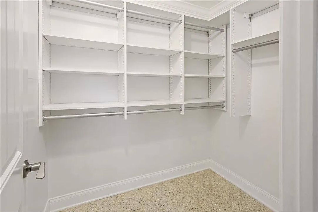 待售: $349,000 (2 贝兹, 2 浴室, 1152 平方英尺)