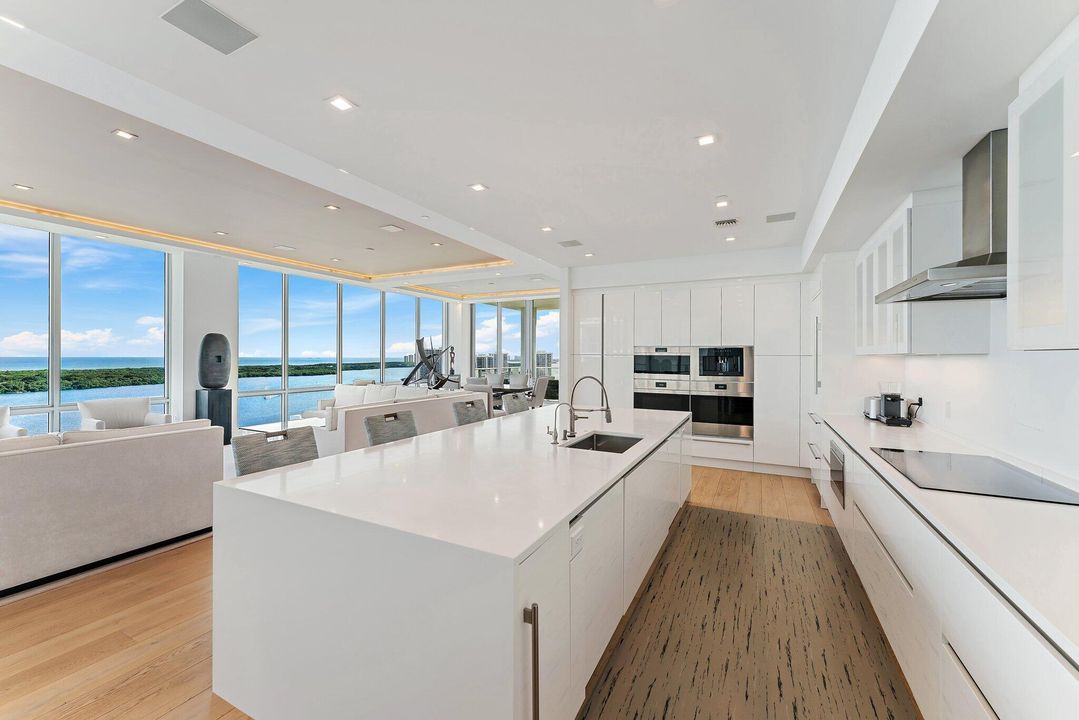 待售: $9,900,000 (3 贝兹, 5 浴室, 4767 平方英尺)