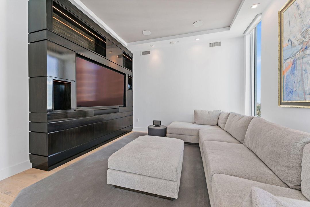 待售: $9,900,000 (3 贝兹, 5 浴室, 4767 平方英尺)