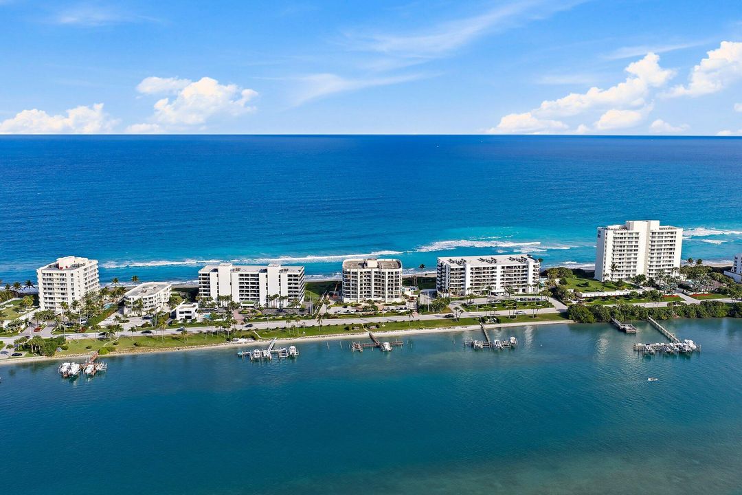 待售: $2,095,000 (3 贝兹, 3 浴室, 2676 平方英尺)