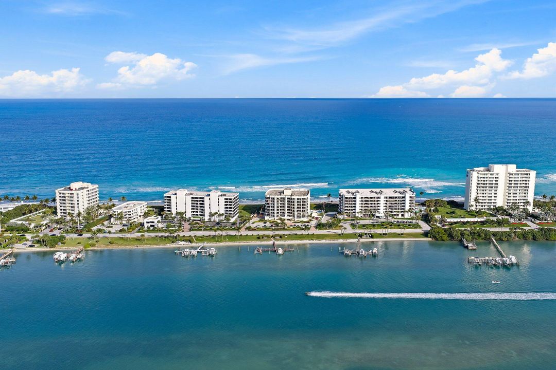 待售: $2,095,000 (3 贝兹, 3 浴室, 2676 平方英尺)