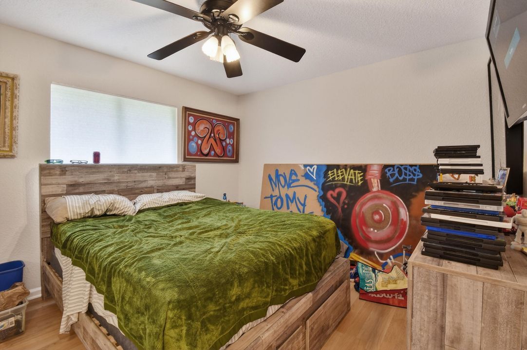 En Renta: $4,950 (3 camas, 2 baños, 2513 Pies cuadrados)