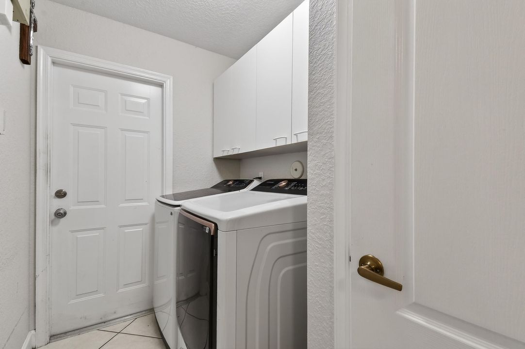 En Renta: $4,950 (3 camas, 2 baños, 2513 Pies cuadrados)