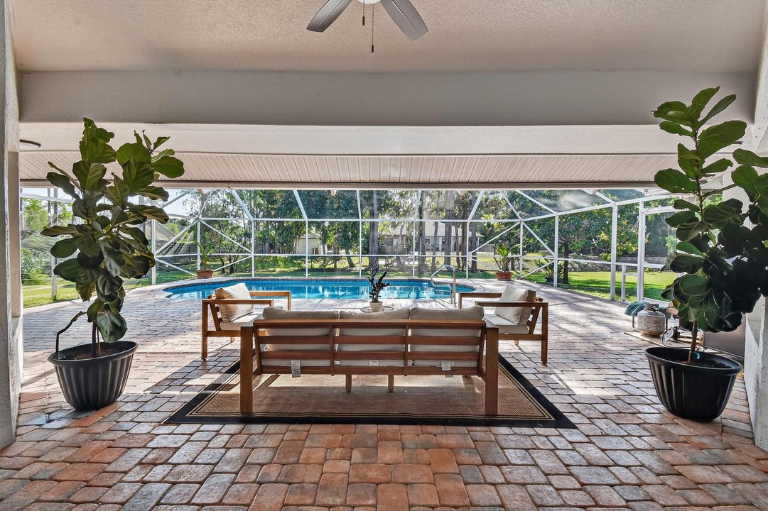 En Renta: $4,950 (3 camas, 2 baños, 2513 Pies cuadrados)