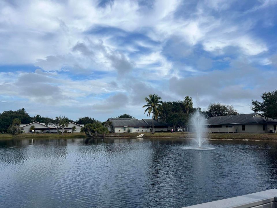 En Venta: $199,000 (2 camas, 2 baños, 1037 Pies cuadrados)