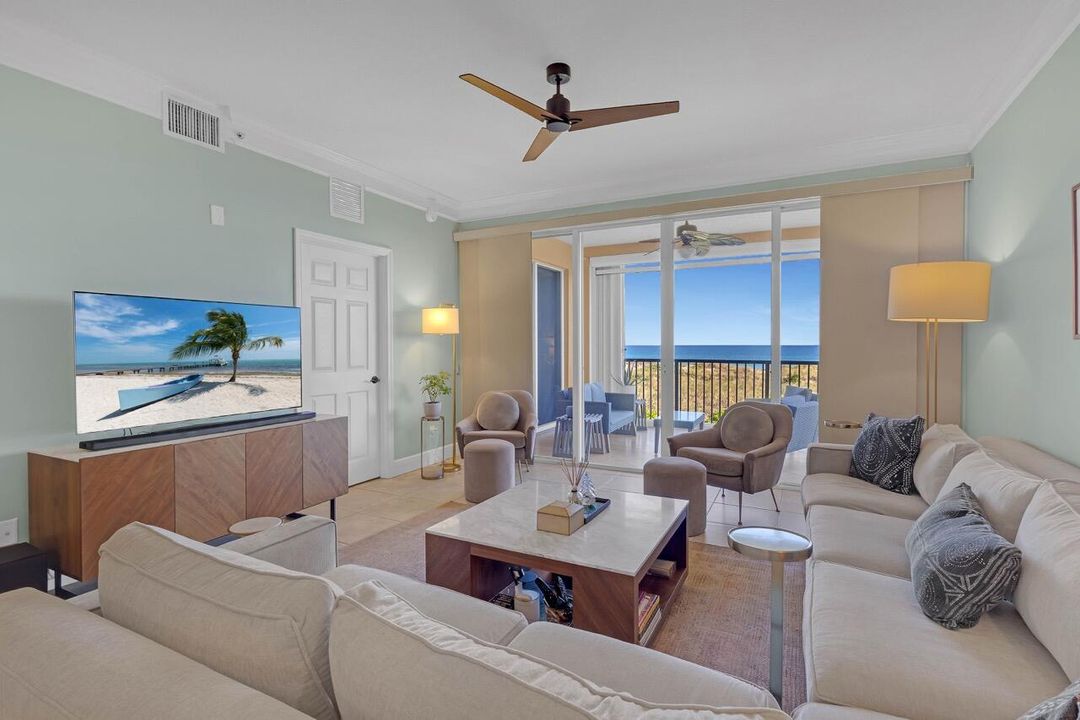 For Sale: $649,000 (2 beds, 2 baths, 1372 Square Feet)