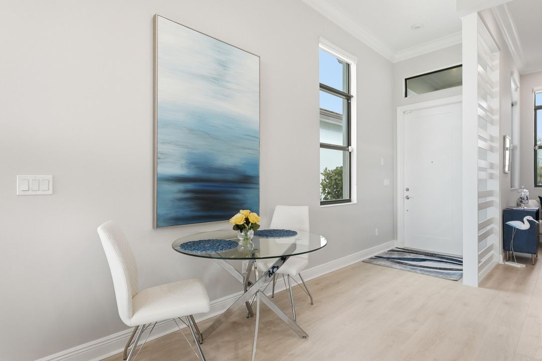 待售: $449,000 (2 贝兹, 2 浴室, 1430 平方英尺)