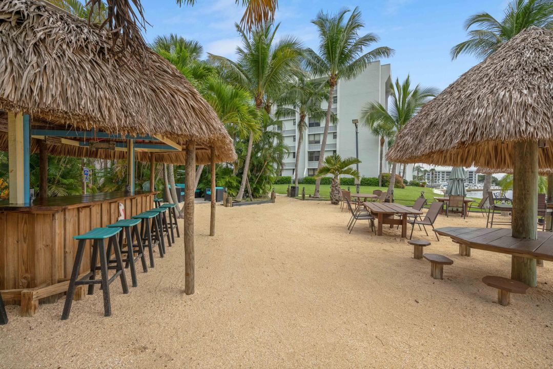 En Venta: $995,000 (2 camas, 2 baños, 1660 Pies cuadrados)