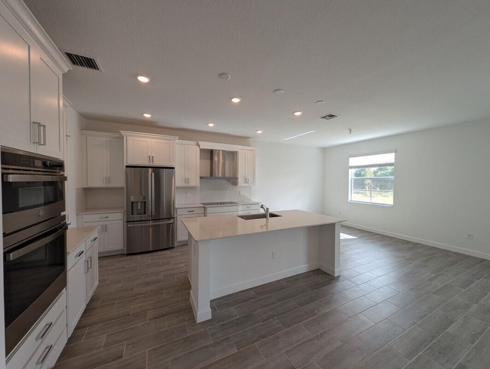 В аренду: $6,950 (5 спален, 4 ванн, 3360 Квадратных фут)