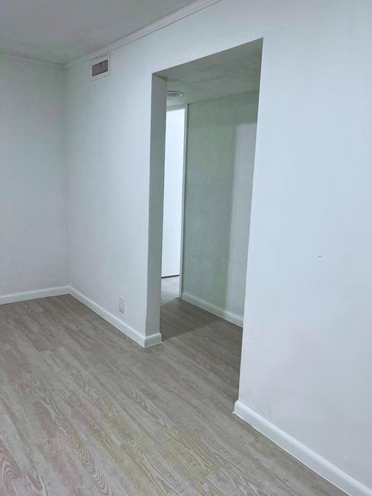 待售: $395,000 (0 贝兹, 0 浴室, 1284 平方英尺)