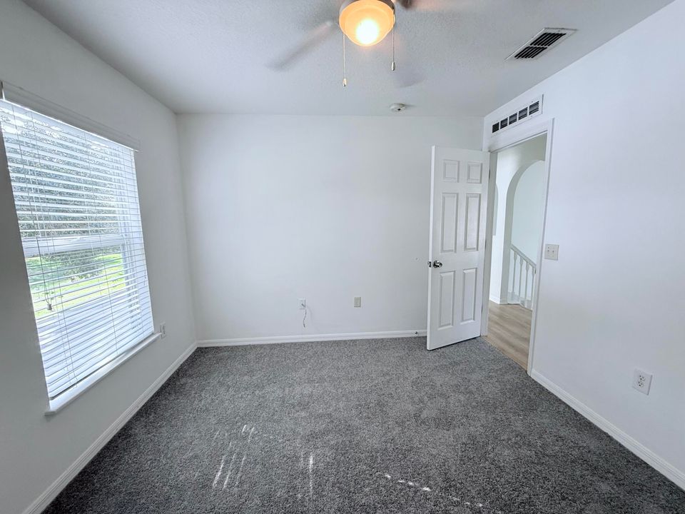 На продажу: $369,000 (4 спален, 2 ванн, 2257 Квадратных фут)