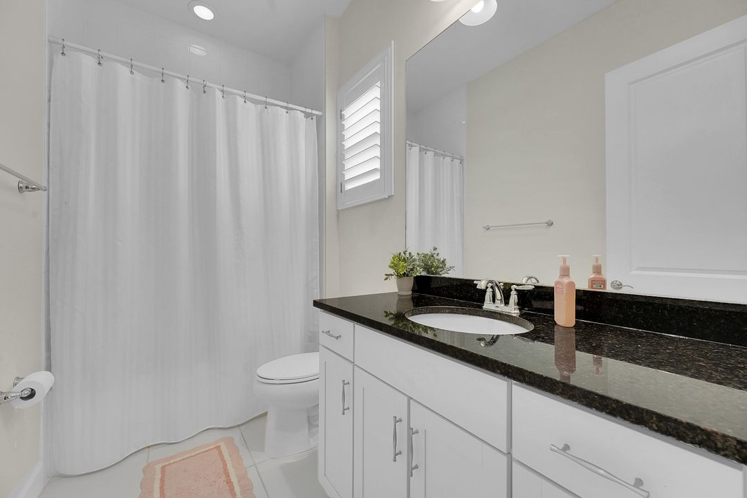 На продажу: $725,000 (4 спален, 3 ванн, 2436 Квадратных фут)