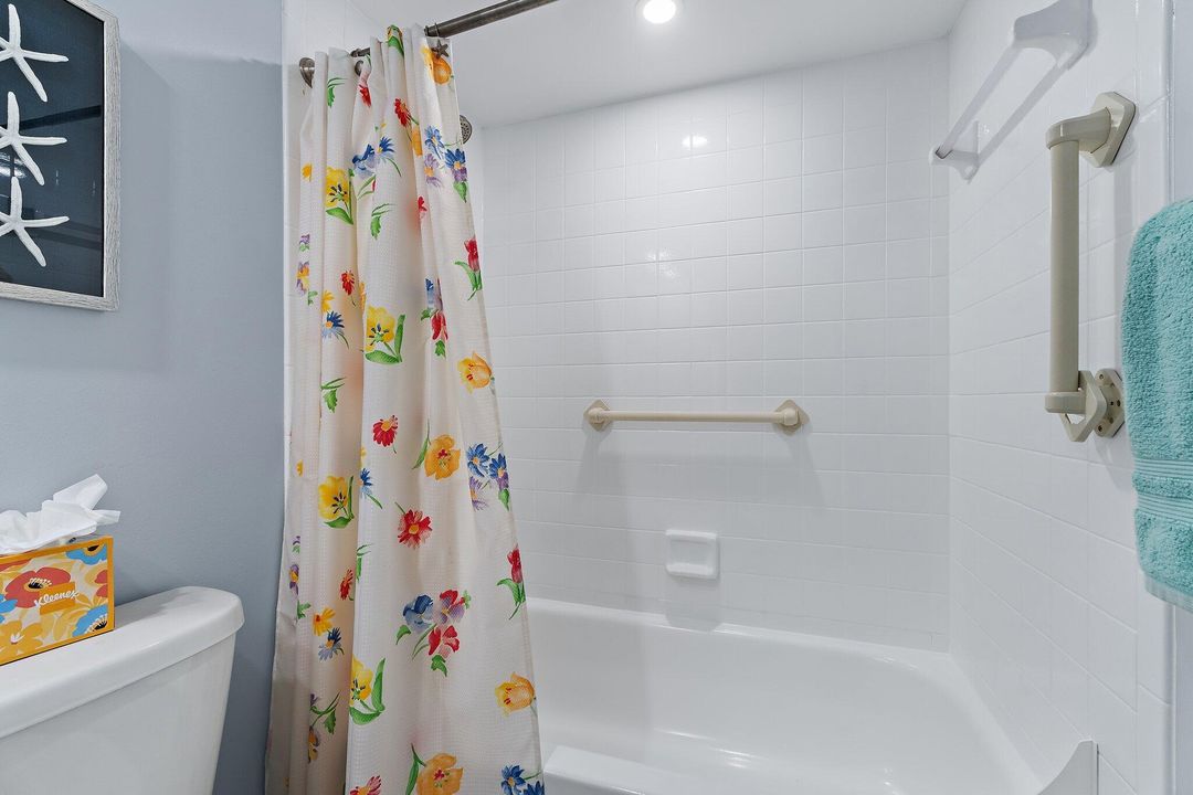 待售: $395,000 (2 贝兹, 2 浴室, 1183 平方英尺)