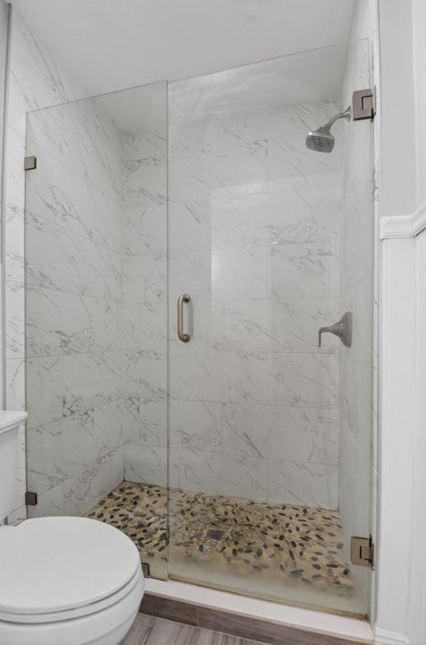 На продажу: $289,000 (2 спален, 2 ванн, 1064 Квадратных фут)