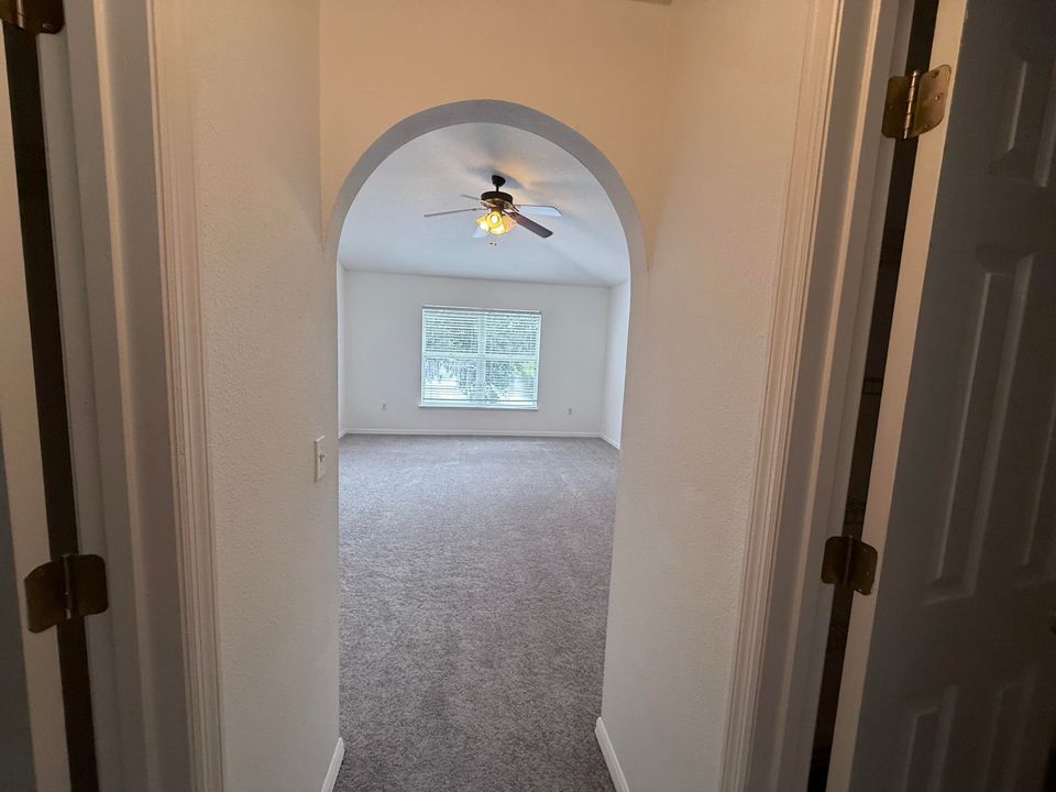 На продажу: $369,000 (4 спален, 2 ванн, 2257 Квадратных фут)