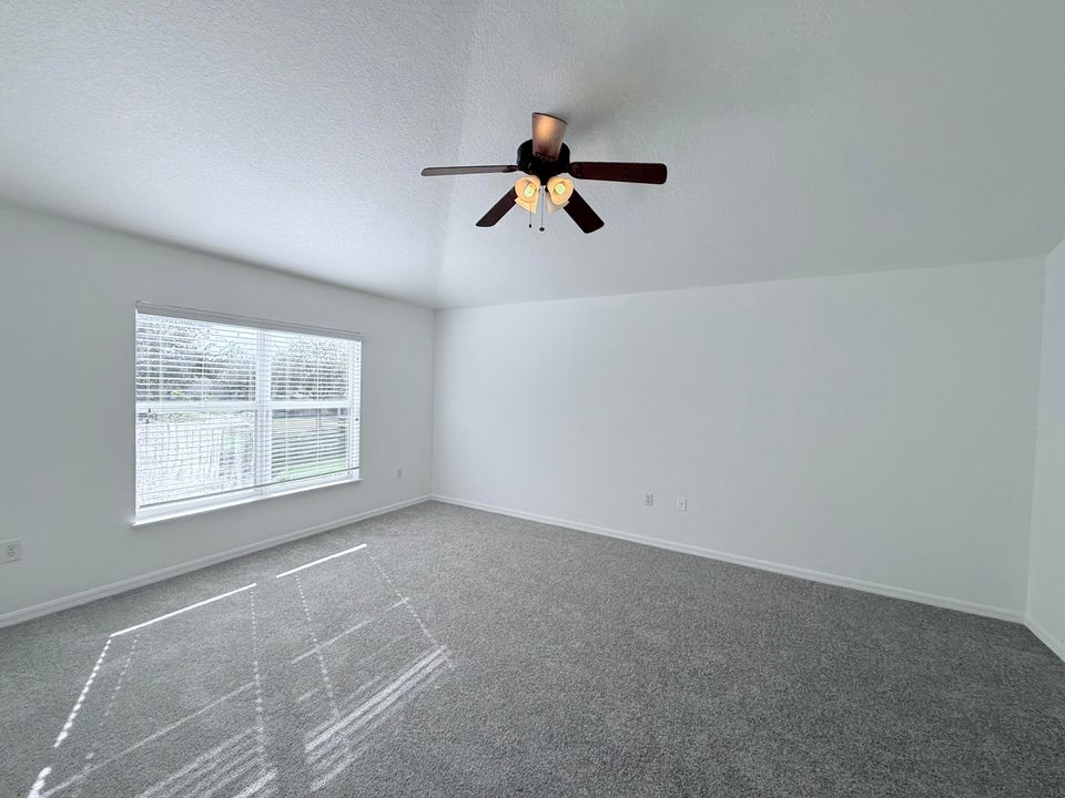 На продажу: $369,000 (4 спален, 2 ванн, 2257 Квадратных фут)